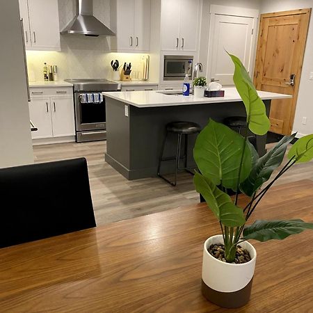 Luxury Unit In The Heart Of Canmore Ngoại thất bức ảnh