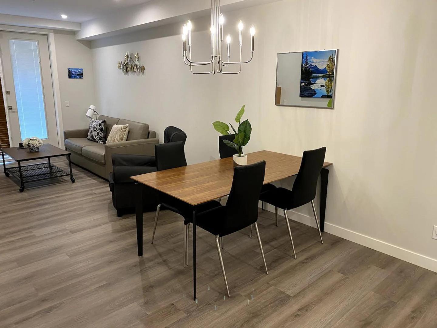 Luxury Unit In The Heart Of Canmore Ngoại thất bức ảnh
