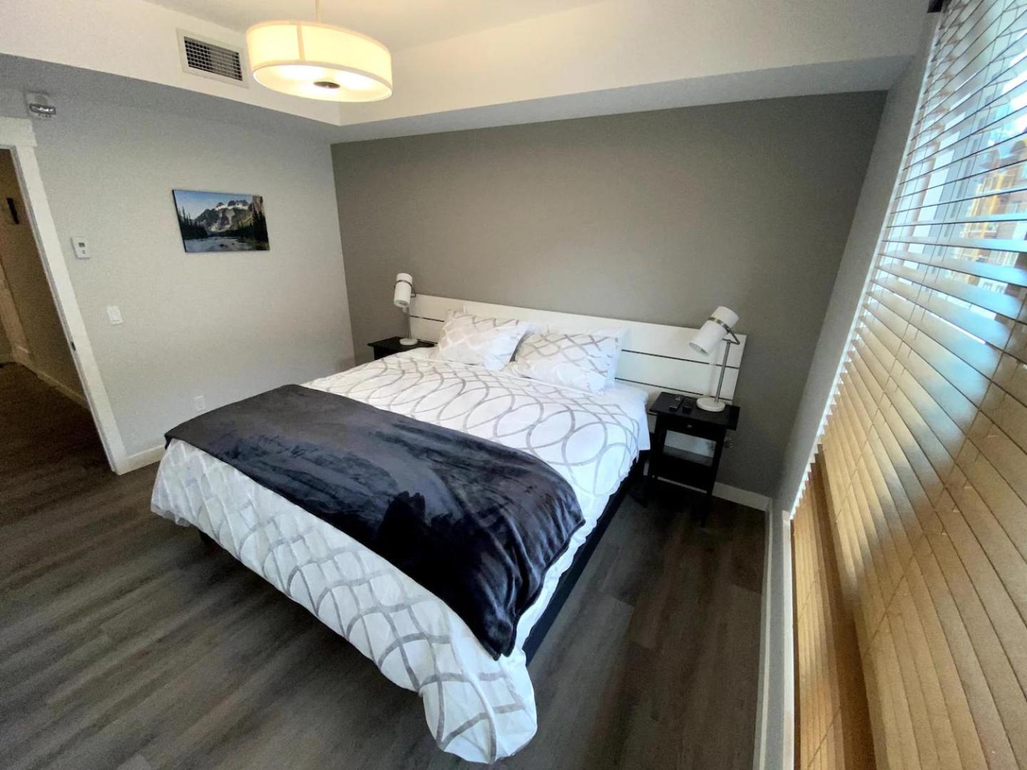 Luxury Unit In The Heart Of Canmore Ngoại thất bức ảnh