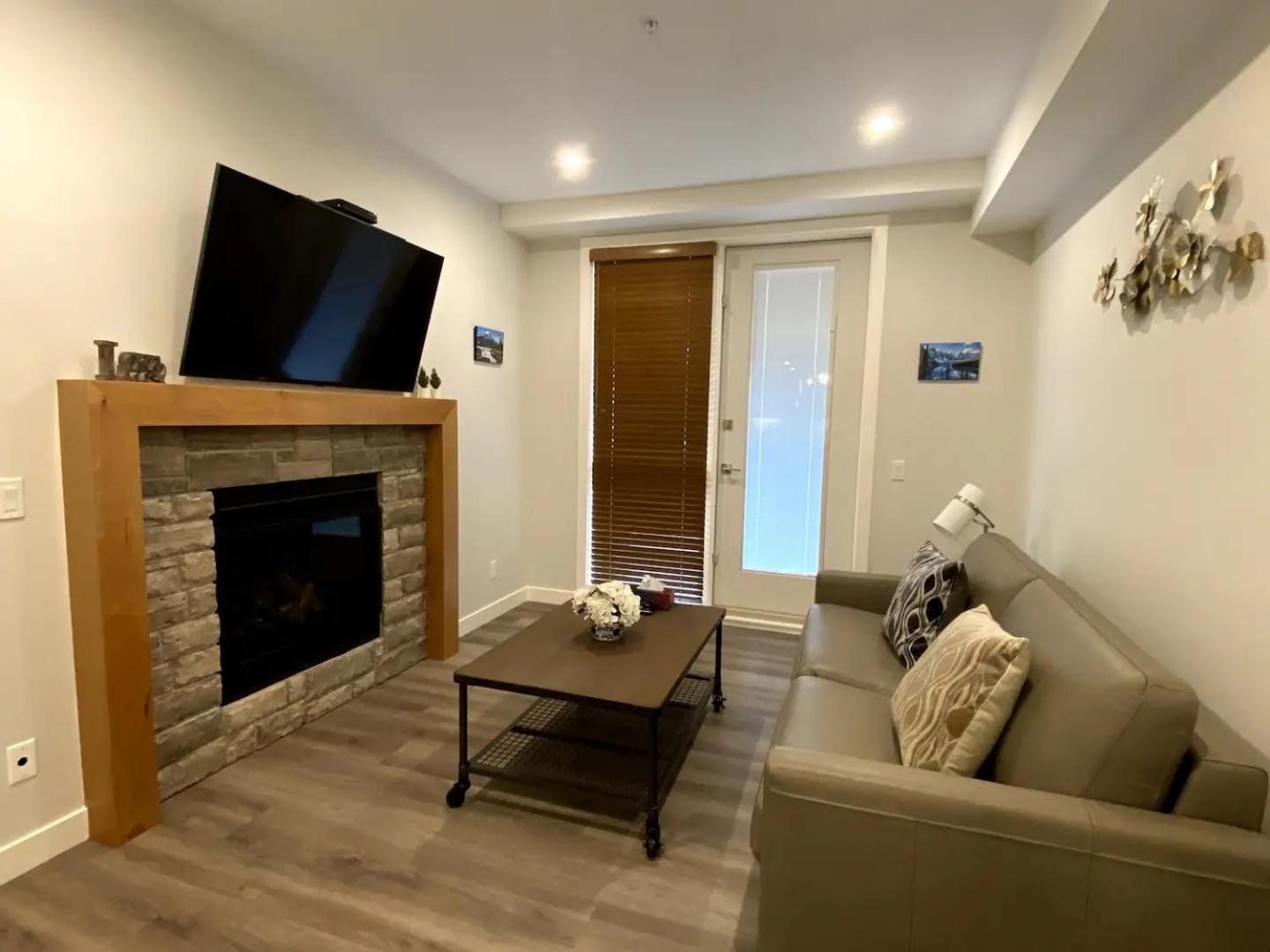 Luxury Unit In The Heart Of Canmore Ngoại thất bức ảnh