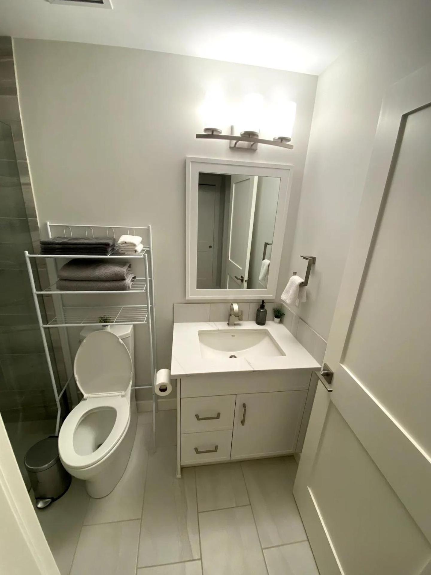 Luxury Unit In The Heart Of Canmore Ngoại thất bức ảnh